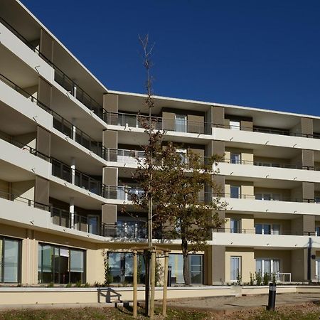 Domitys Les Coteaux De L'Esterel Frejus Exterior photo