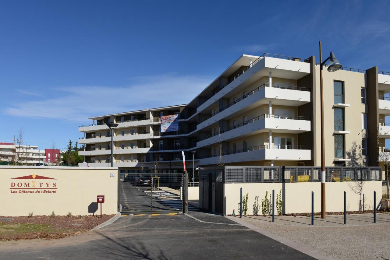 Domitys Les Coteaux De L'Esterel Frejus Exterior photo